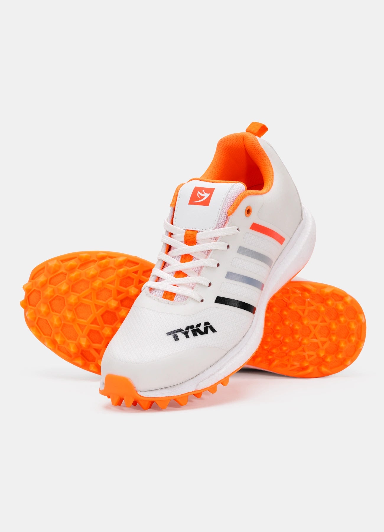 Tyka Wolf Rubber Cricket Shoes White Orange Size
