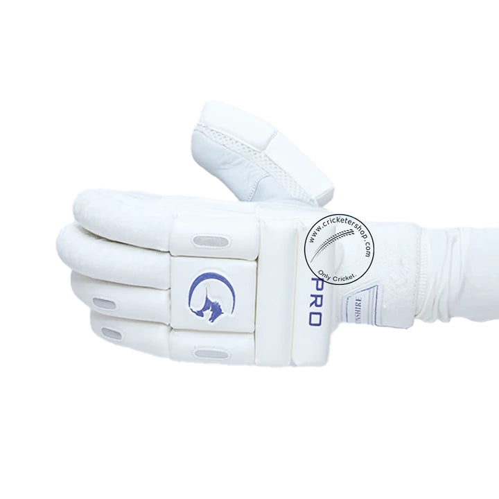 Gortonshire Pro Cricket Batting Gloves