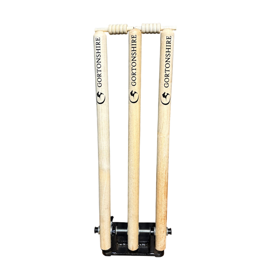 Gortonshire Spring Wooden Cricket Stumps Full Size@FRONT VIEW