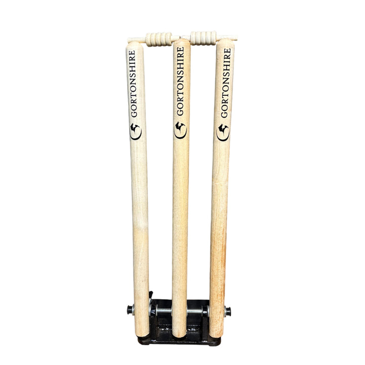 Gortonshire Spring Wooden Cricket Stumps Full Size@FRONT VIEW
