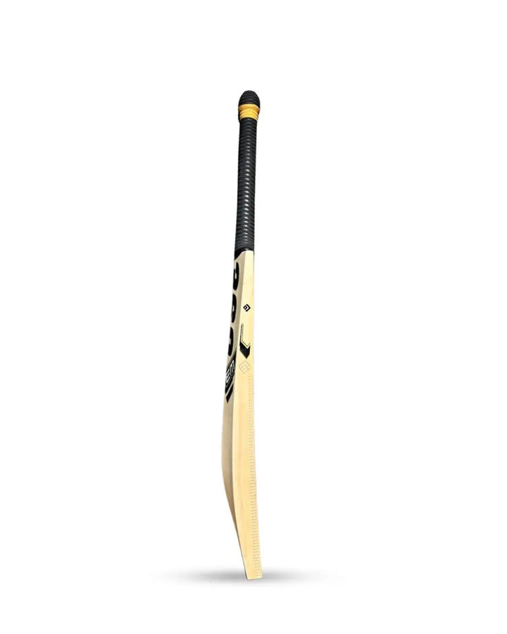 EM 360 NO. 17 Kashmir Willow Cricket Bat Size SH@front view2