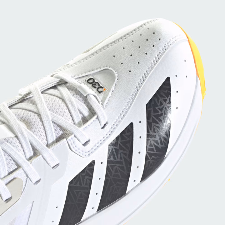 Adidas 22 Yard Cloud White Aurora Onix Core Black Spikes Cricket Shoes @ Close up View