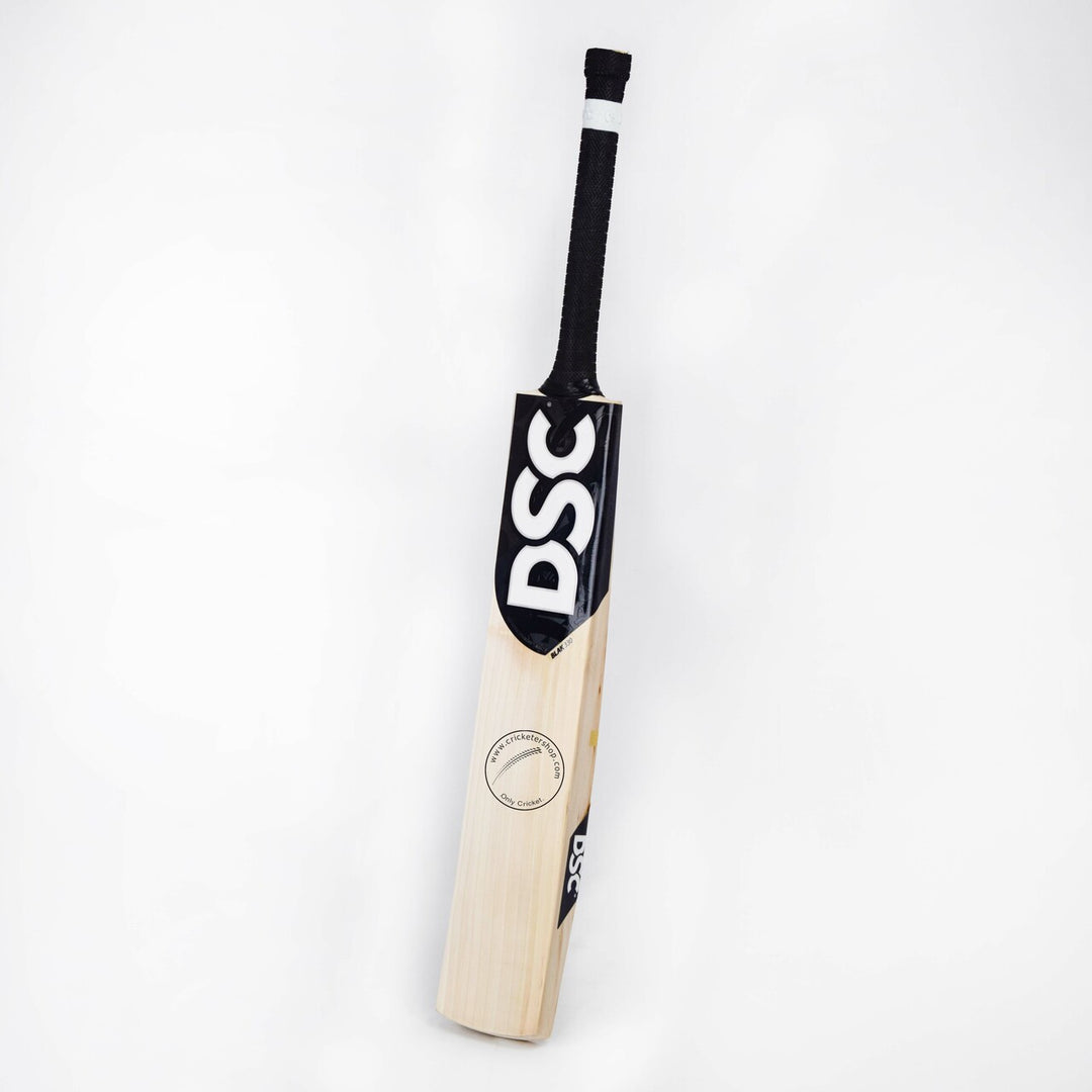 DSC Blak 330 English Willow Cricket Bat Size 6 @ Front View