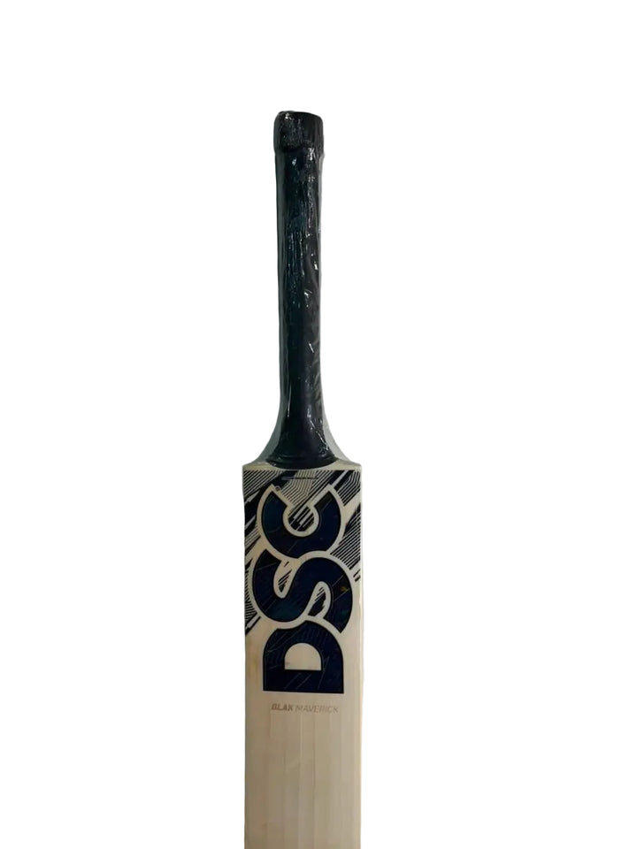 DSC Blak Maverick English Willow Cricket Bat Size SH @ Face View