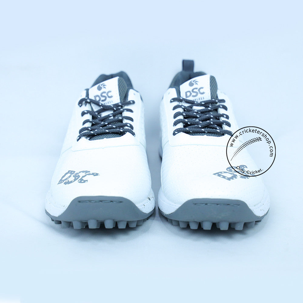 Dsc Jaffa 22 Gray White Cricket Rubber Shoes @ Front View