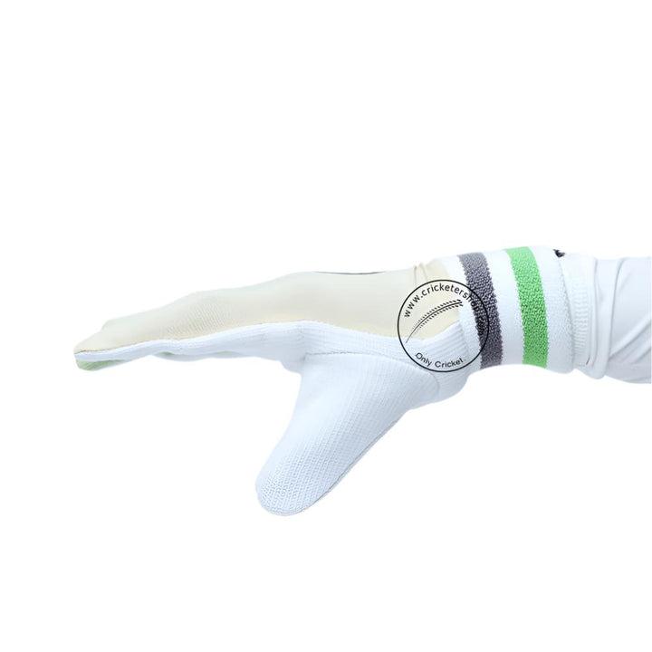 Dsc Speed Inner Gloves for Wicket Keeping Size Junior @ Side View