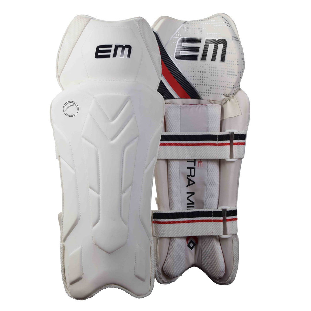 EM Maxxum Flex Wicket Keeping Pads Mens Size @ Composite View