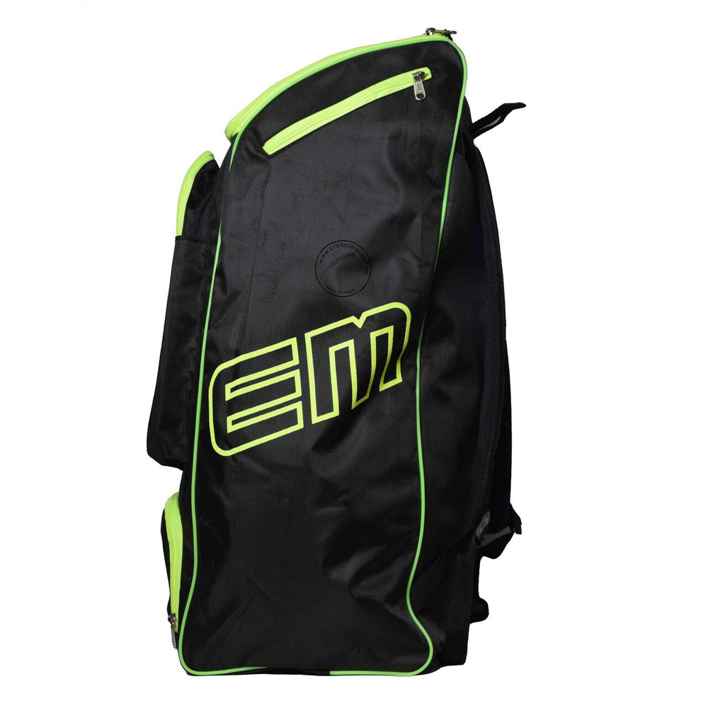 EM Maxxum V 6.0 Cricket Duffle Kitbag @ Side View