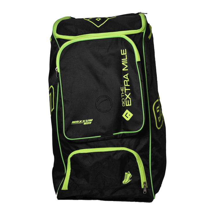 EM Maxxum V 6.0 Cricket Duffle Kitbag @ Front View