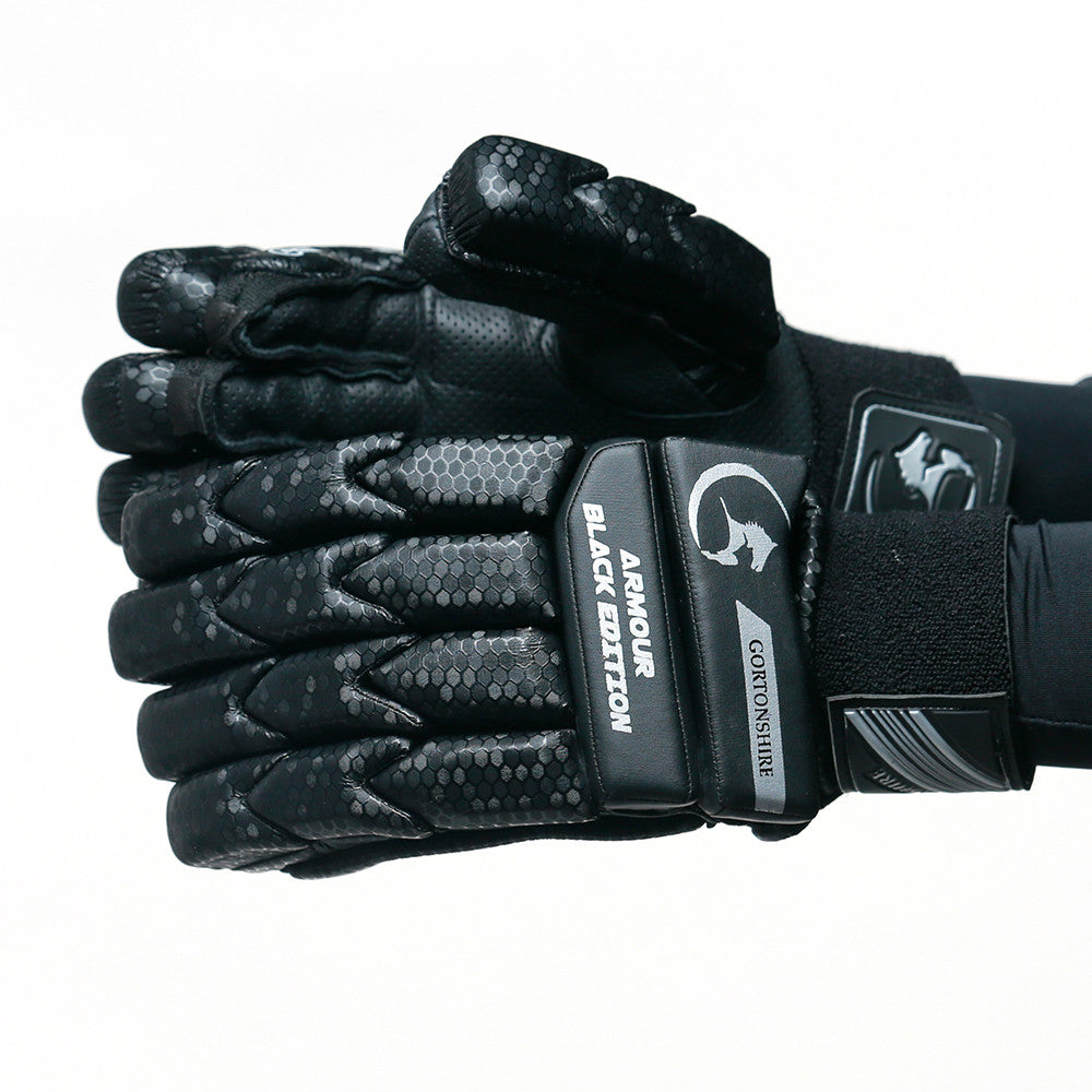 Gortonshire Armour Black Edition Cricket Batting Gloves Mens Size @ Composite View