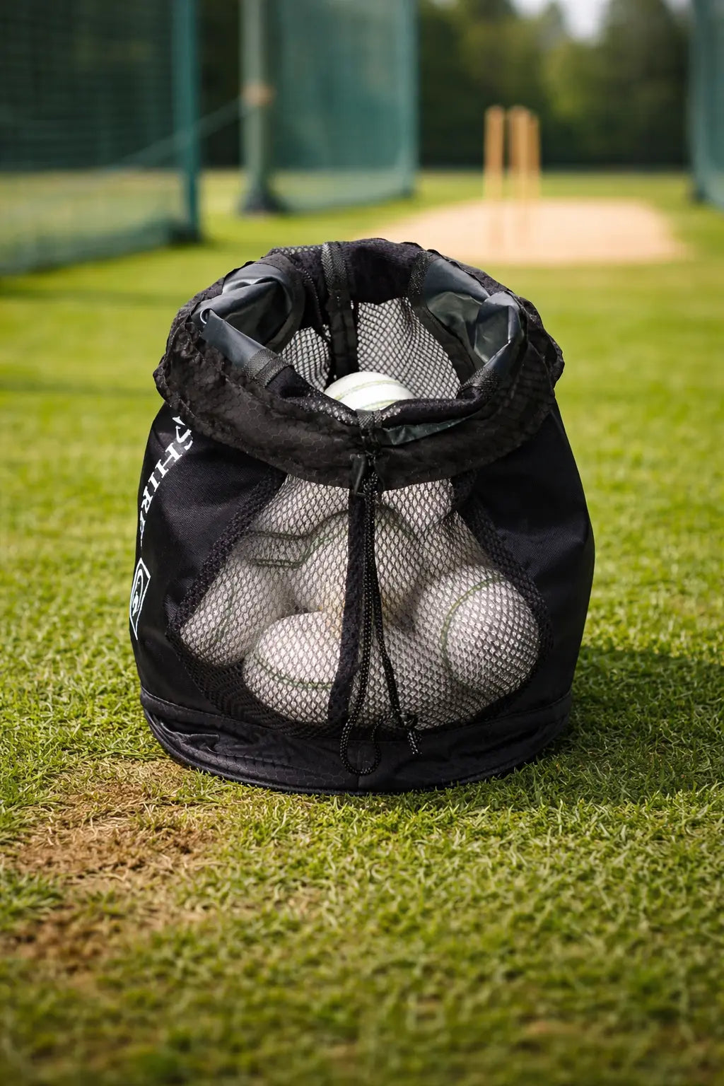 Gortonshire Cricket Ball Bag @ Cricketershop 2