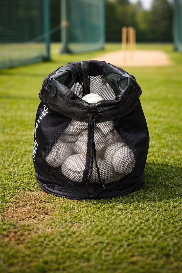 Gortonshire Cricket Ball Bag @ Cricketershop 2