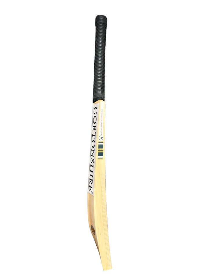 Gortonshire Focus Grade 1 Kashmir Willow Cricket Bat Size SH @ Side View
