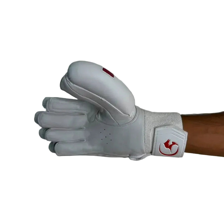Gortonshire Players Pro Cricket Batting Gloves Mens Size @ Right Front View