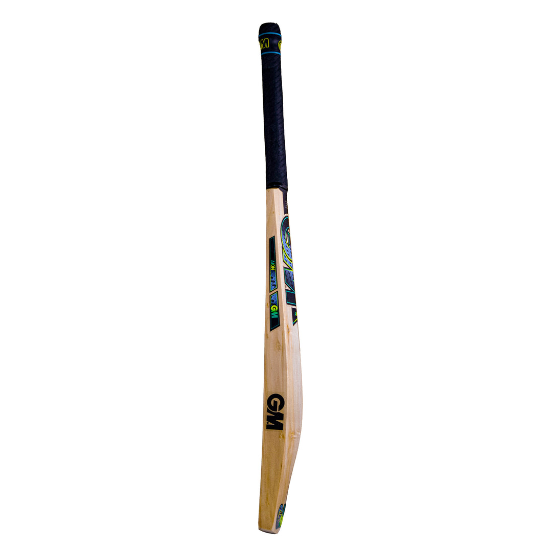 Gunn_Moore_GM_Aion404EnglishWillowCricketBat@Right