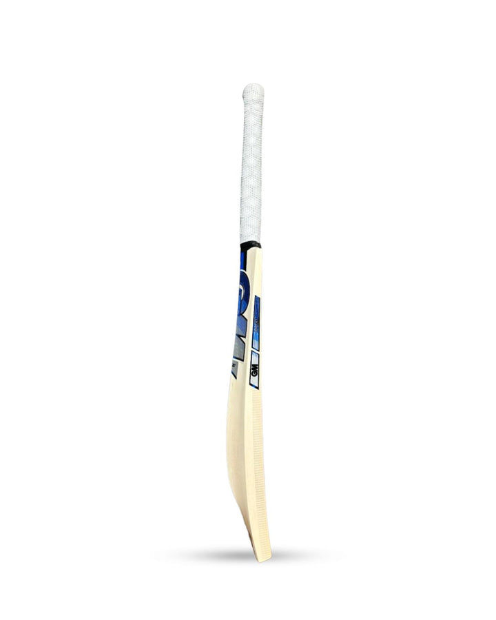 Gunn & Moore (GM) Maxi 404 English Willow Cricket Bat Size 6 @ Side View