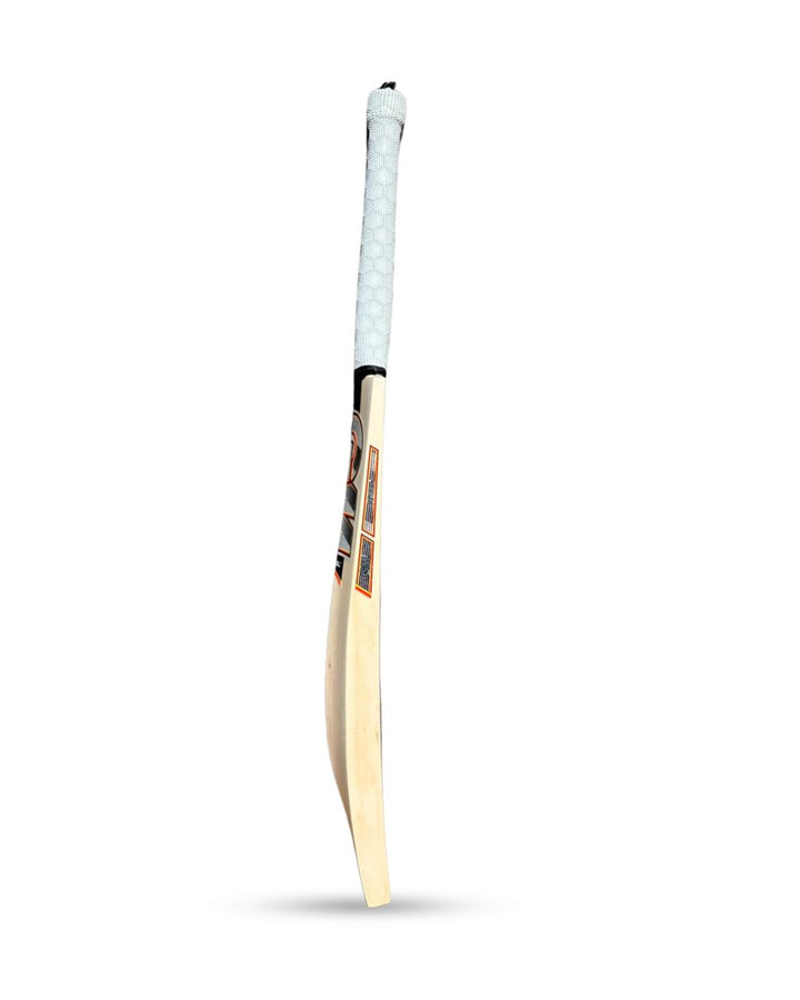 Gunn & Moore (GM) Rival 444 English Willow Cricket Bat Size SH @ Side View