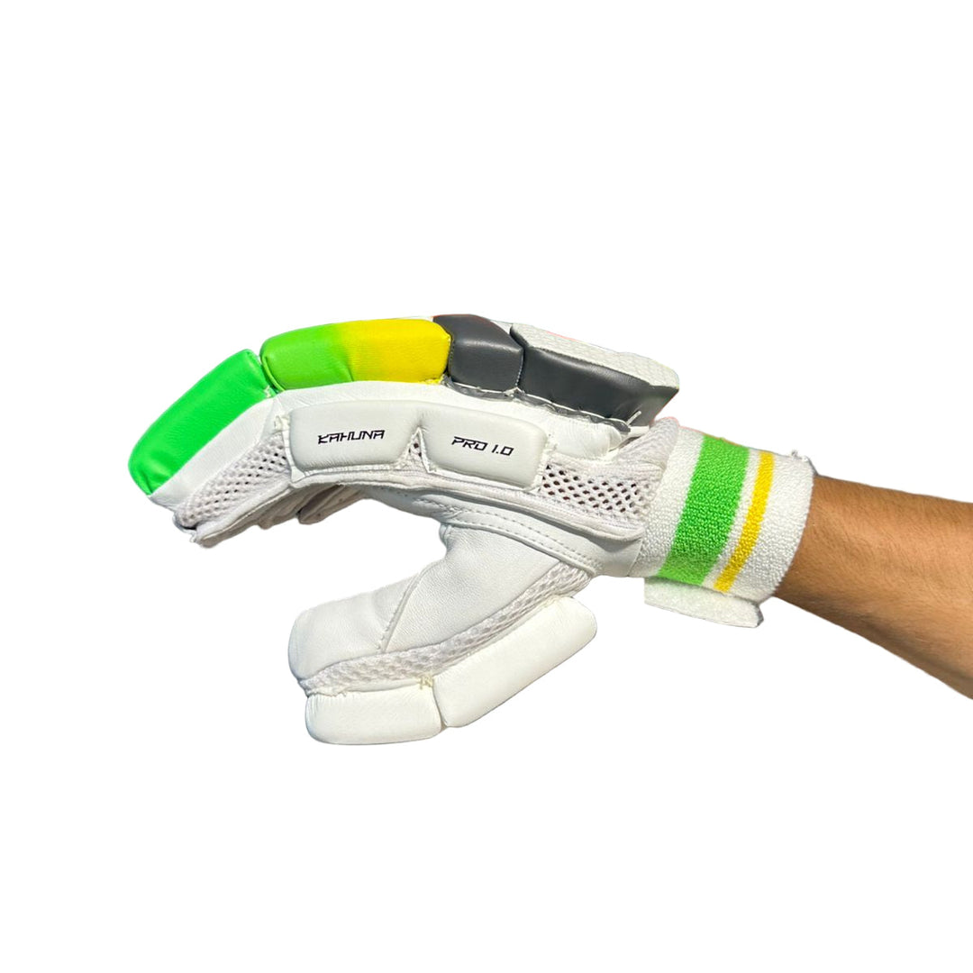 Kookaburra Kahuna Pro 1.0 Batting Gloves Size@front view 3