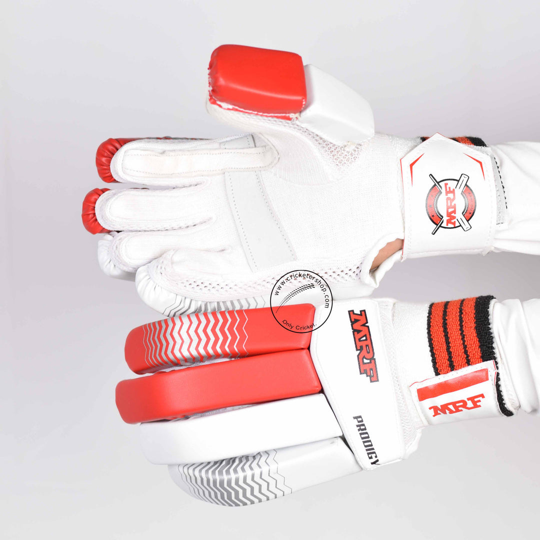 MRF Prodigy Complete Kit Size @ Gloves View Composite