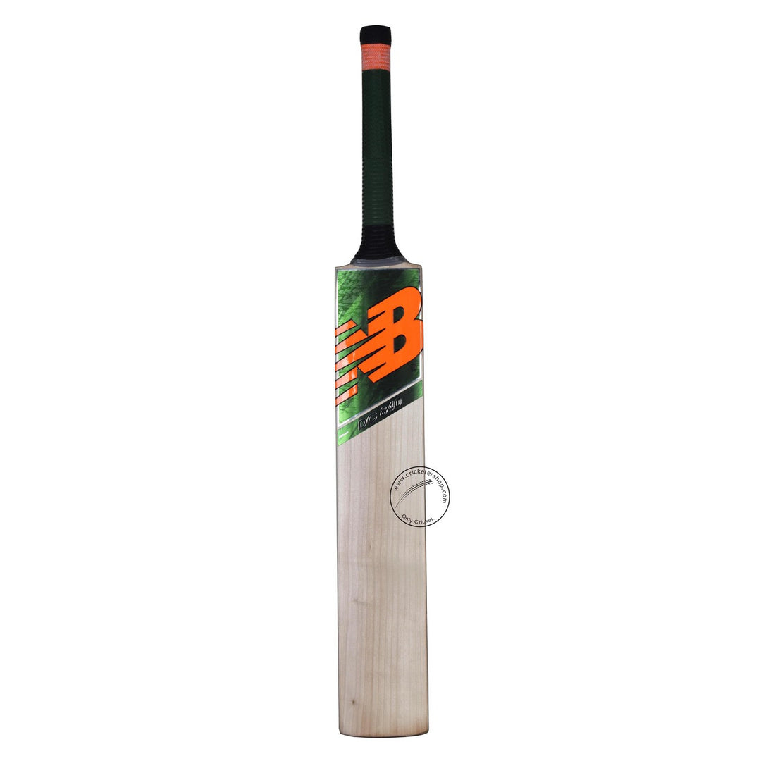 New Balance DC 840 English Willow Cricket Bat Size SH @ Front View