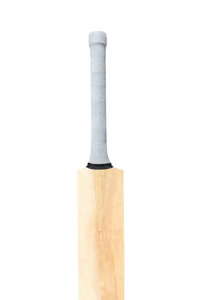Plain English Willow Cricket Bat @ Face View