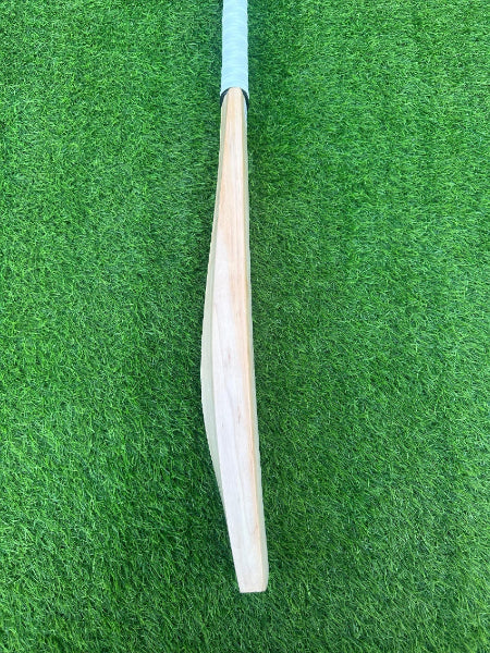 Premium Custom English Willow Cricket Bat Size SH UID05@FRONT VIEW1