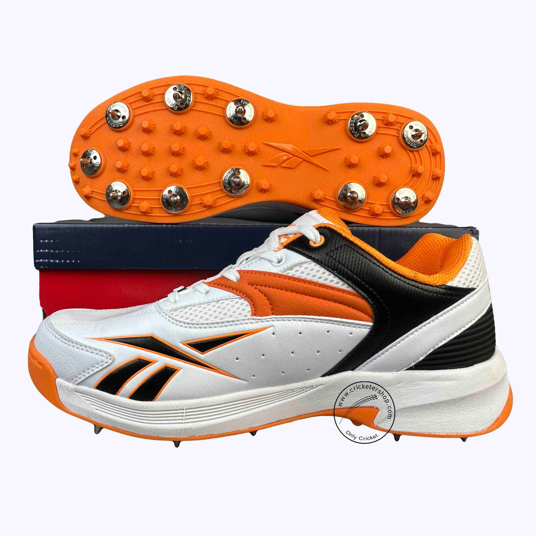 Reebok Not Out Syndicate Cricket Spikes Shoes Size @ Composite View