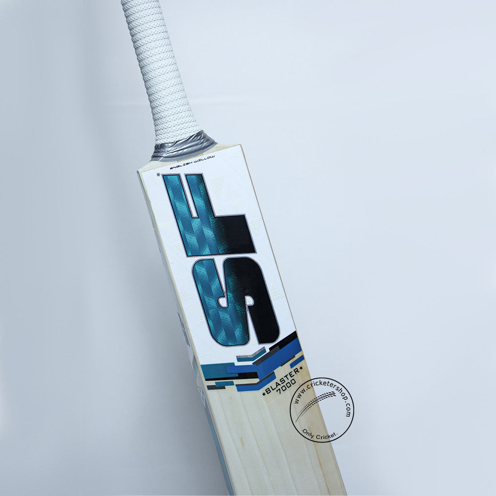 SF Blaster 7000 English Willow Cricket Bat Size SH @ Front View