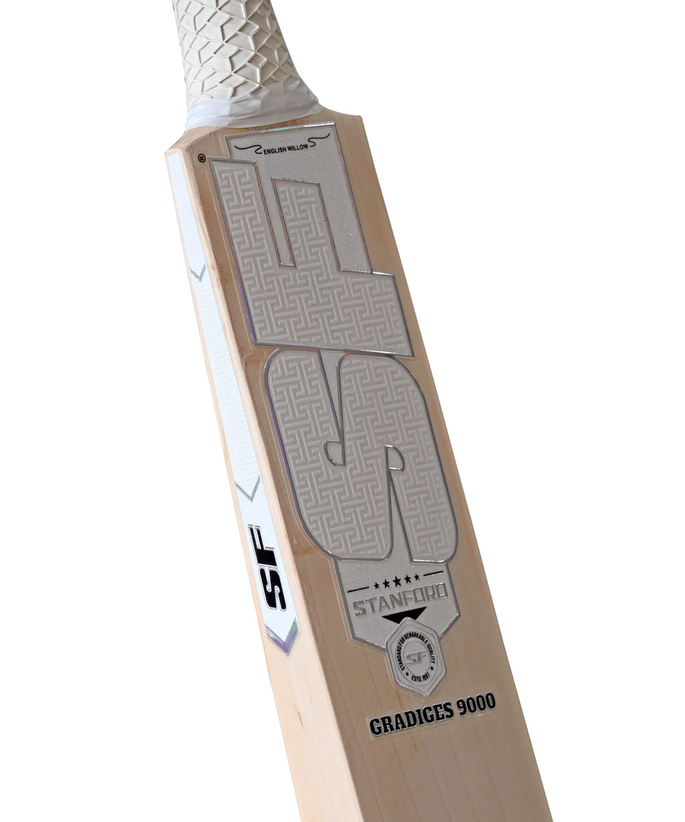 SF Gradiges 9000 English Willow Cricket Bat Size SH @ Face View