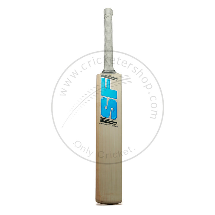 SF Magnum Xtreme English Willow Cricket Bat Size SH @ Front View