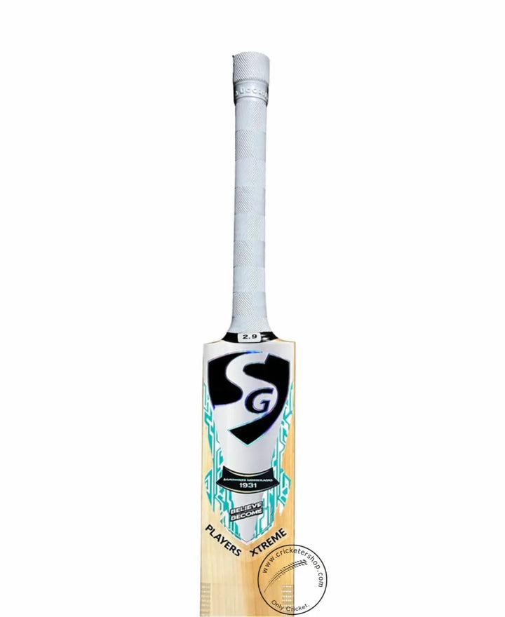 SG Players Xtreme English Willow Cricket Bat Size SH@front view1