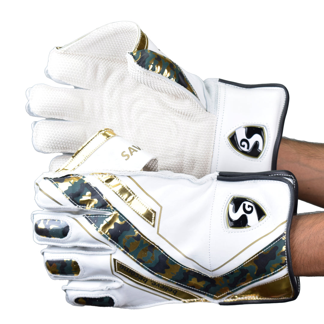 SG Savage Wicket Keeping Gloves@Composite view