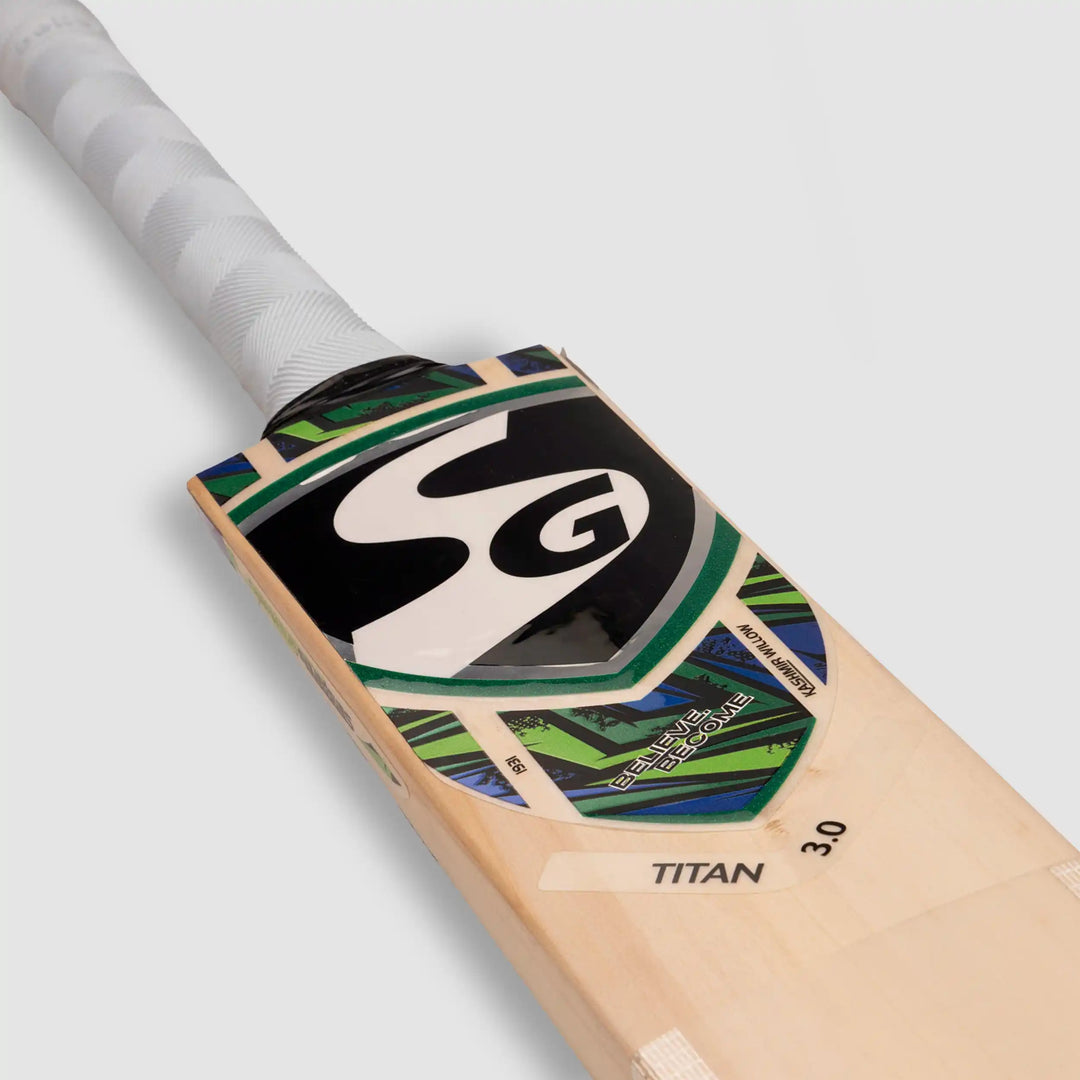 SG Titan 3.0 Kashmir Willow Cricket Bat Size SH @ Face View