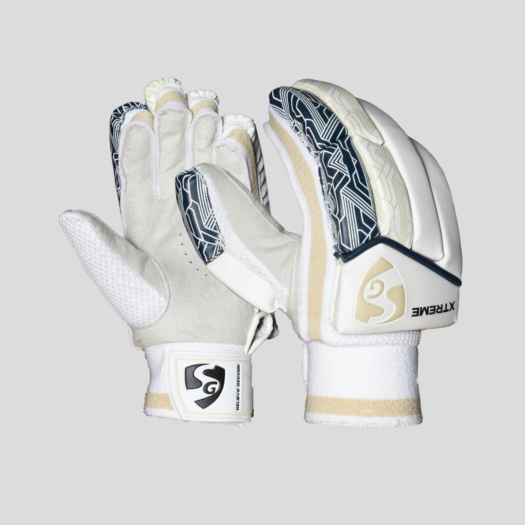 SG Xtreme Cricket Batting Gloves Junior Size @ Composite View