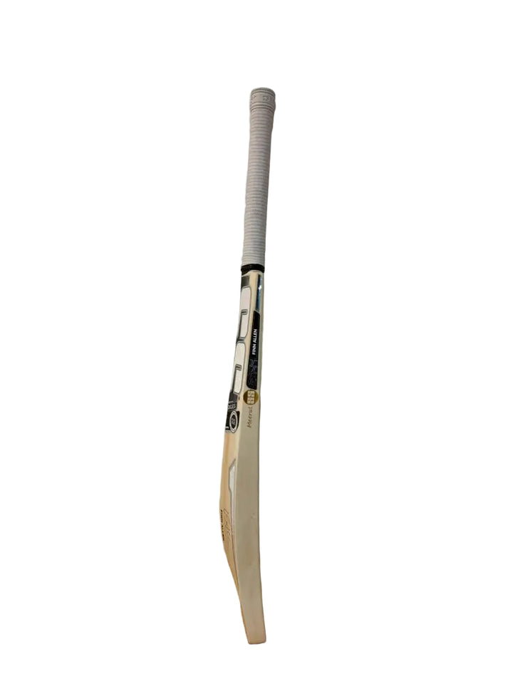 SS Player Finn Allen English Willow Cricket Bat Size Harrow @ Side View