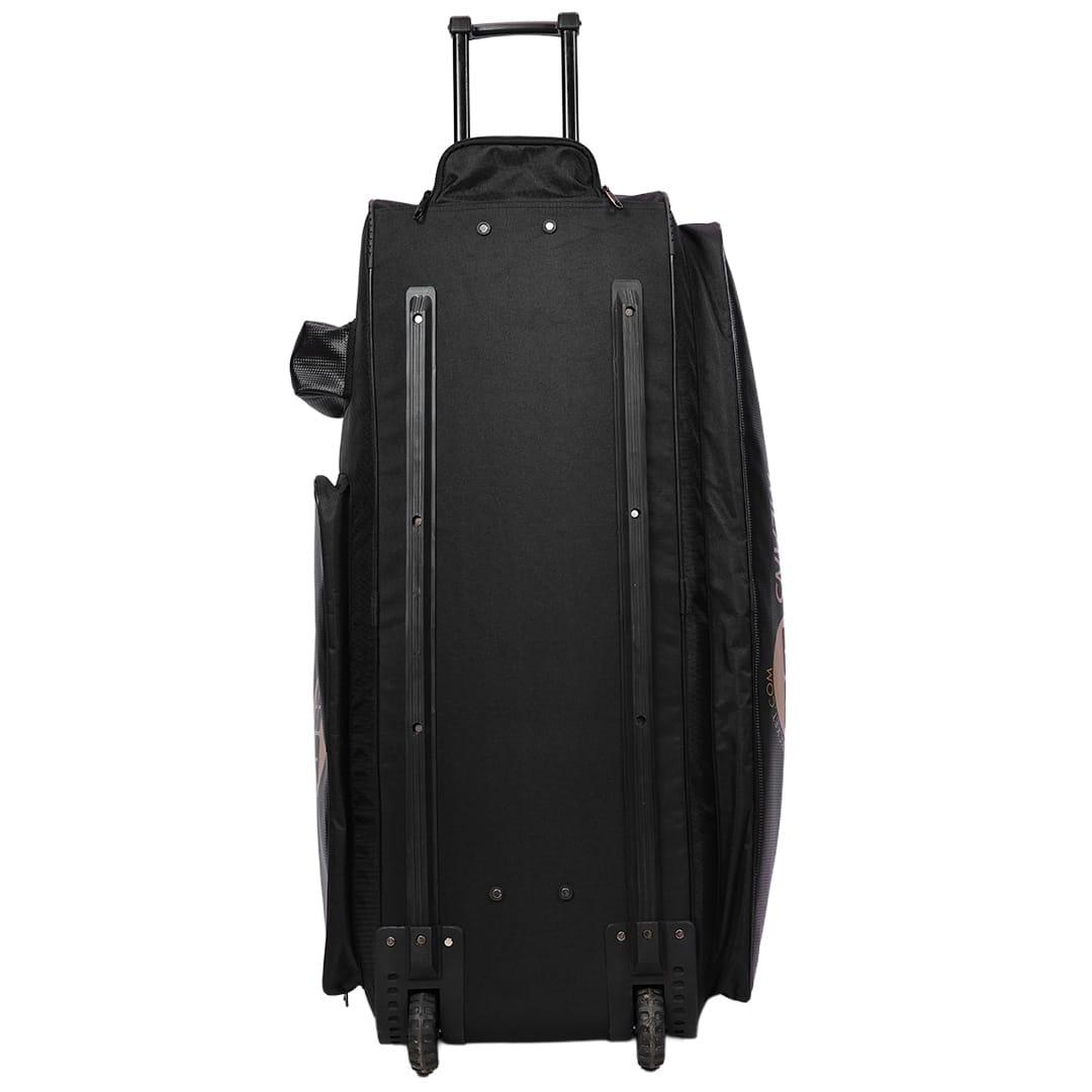SS Ultra New Cricket Kit Bag Black With Wheels@FRONT VIEW2