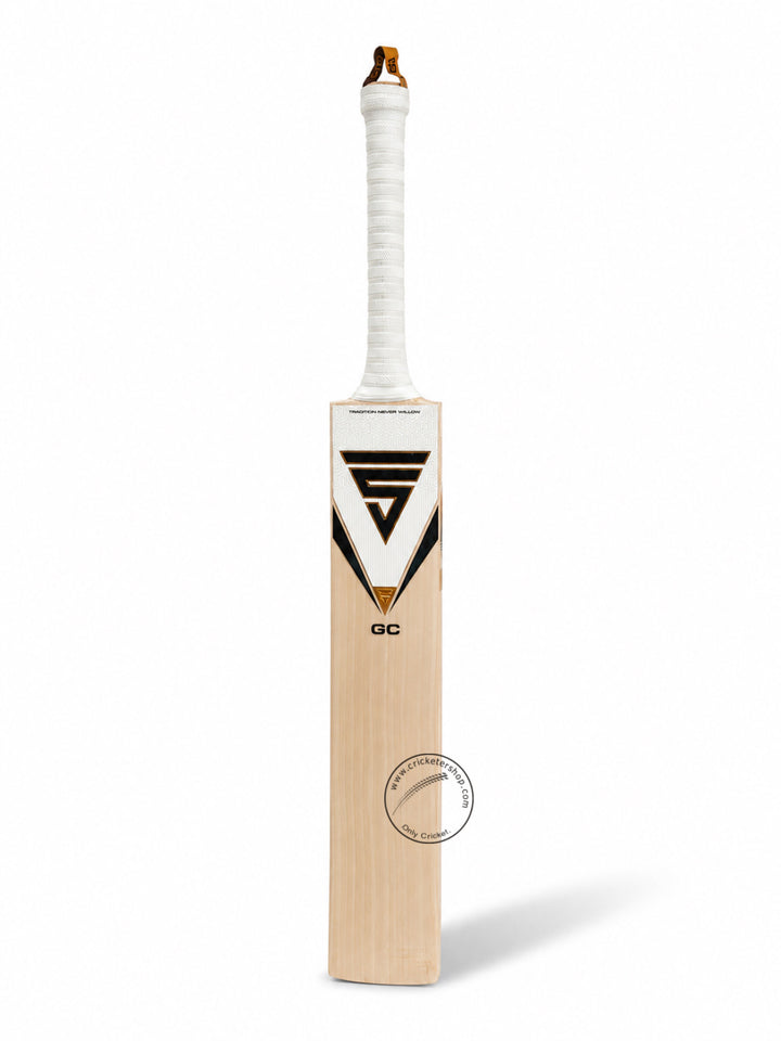 Versant GC Players Edition English Willow Cricket Bat Size SH @ Front View