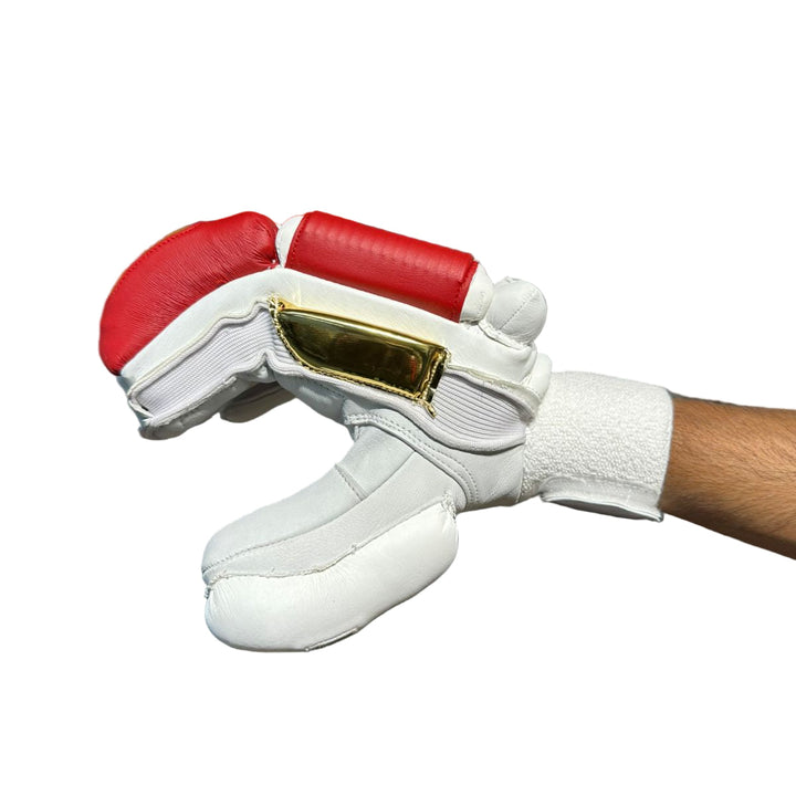 Versant Showman Cricket Batting Gloves Mens Size@front view 3