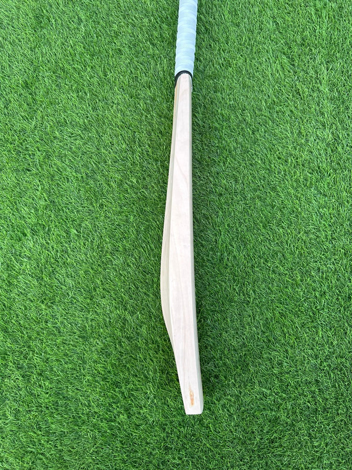 Premium Custom English Willow Cricket Bat Size SH UID03