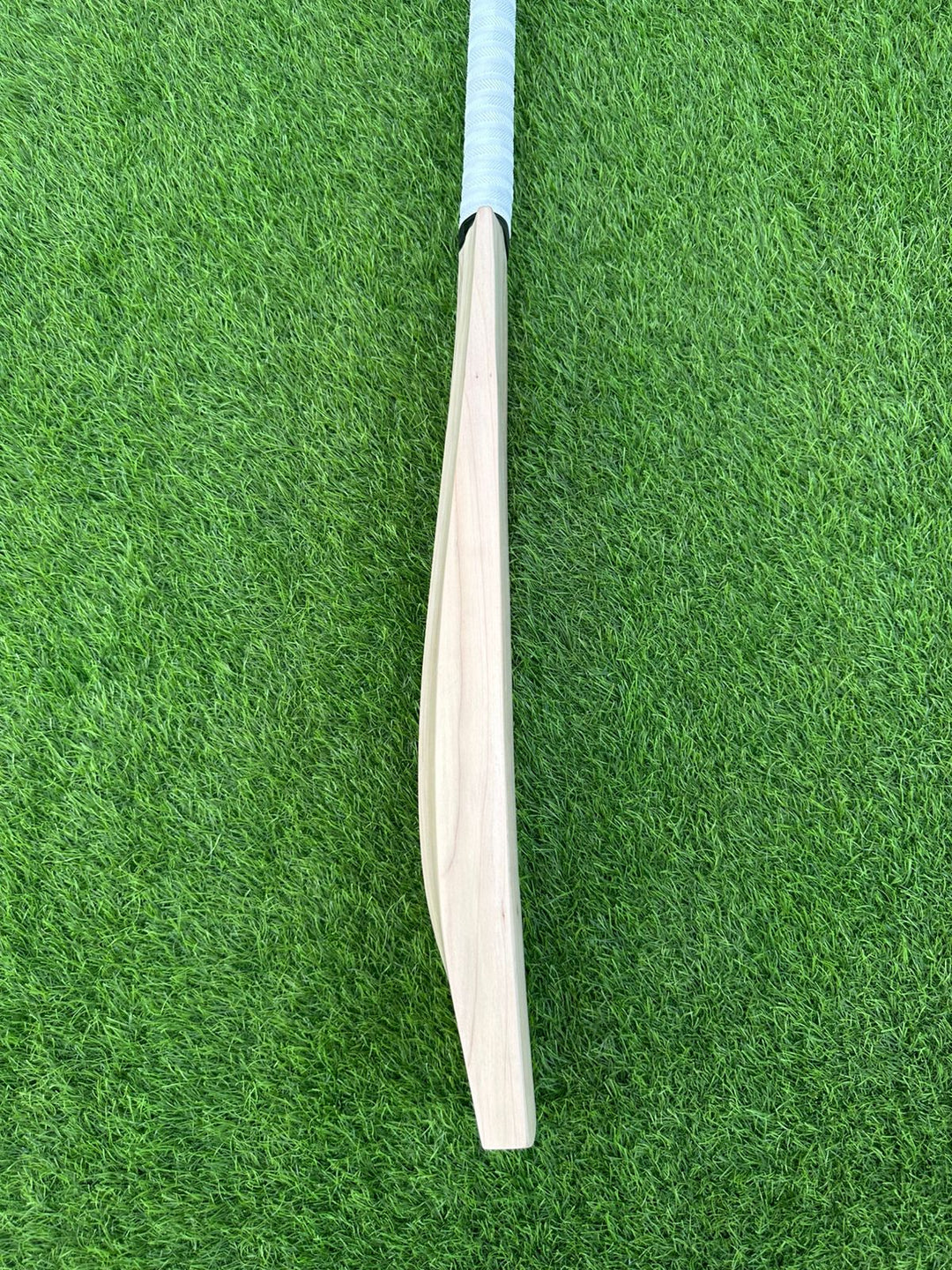 Premium Custom English Willow Cricket Bat Size SH UID04