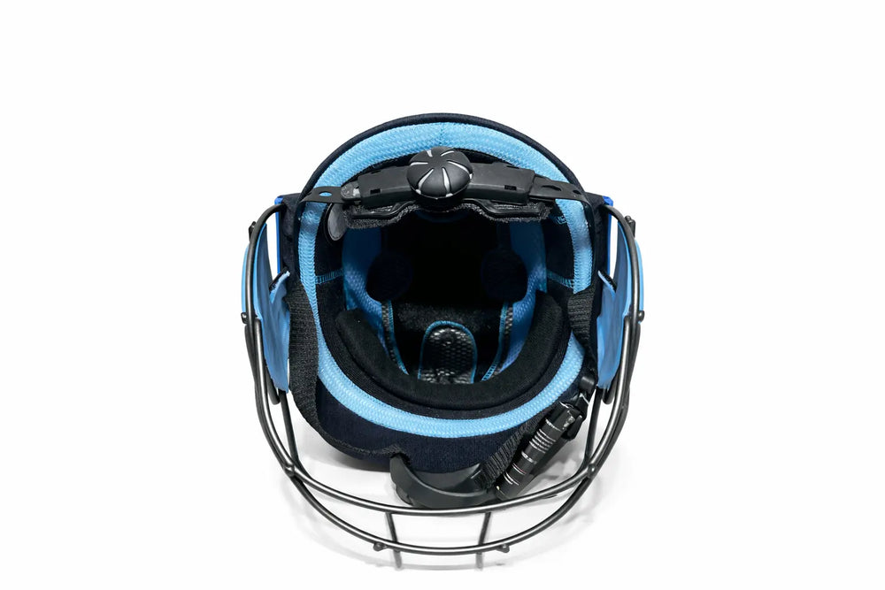 Yonker Middle Order Cricket Helmet @ Inside View