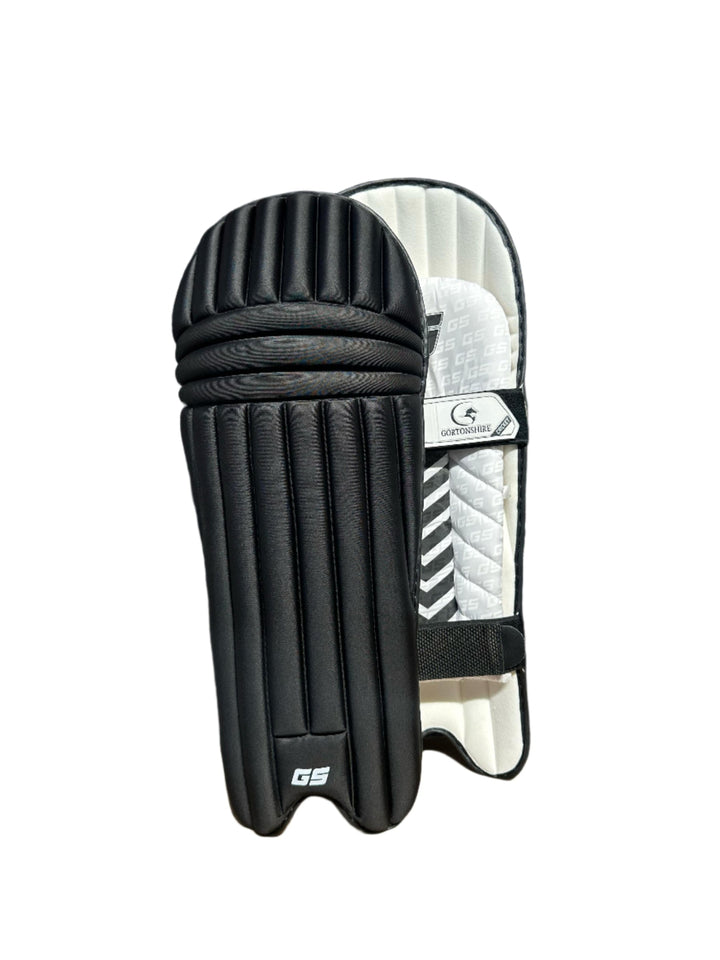 Gortonshire BOW 20-20 Black Cricket Batting Leg Guard Pads Mens@composite view