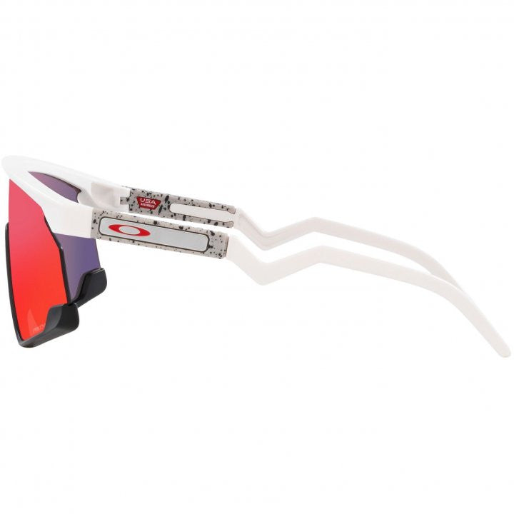 Oakley BXTR Matte Dessert Tan Prizm Ruby Cricket Sunglasses @ Side View