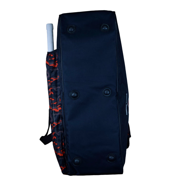 SG Super Pak 1.0 Cricket Single Kit Bag@Bottom view