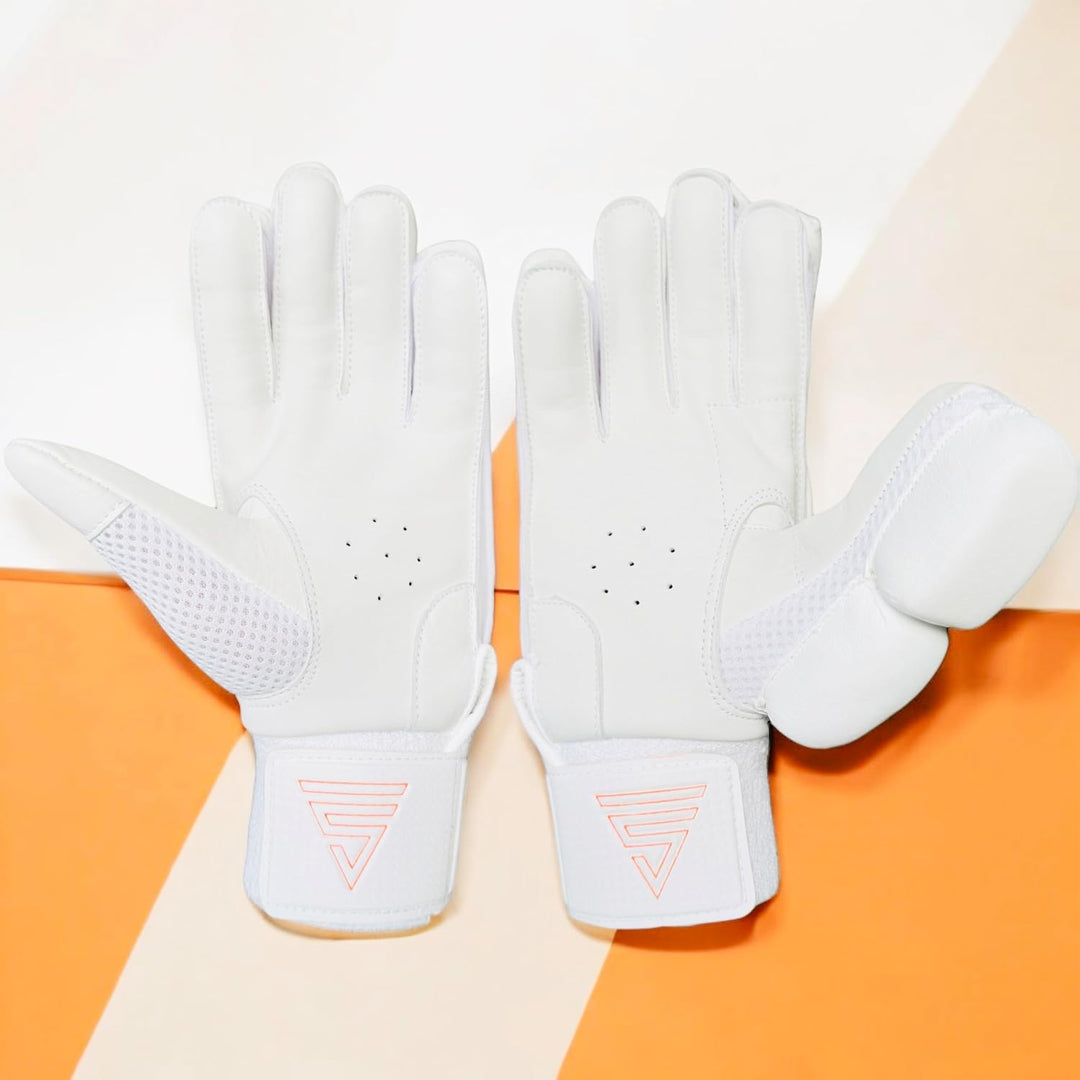 Versant Pro Dg Cricket Batting Gloves White Size Mens @ Palm View